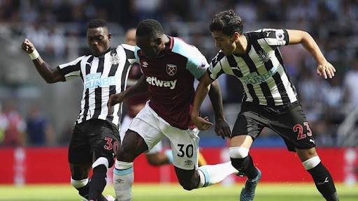 Newcastle nhất quyết ăn thua đủ với West Ham dù phong độ đi lên