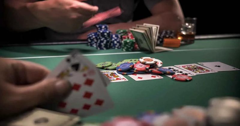luật chơi poker 5 lá